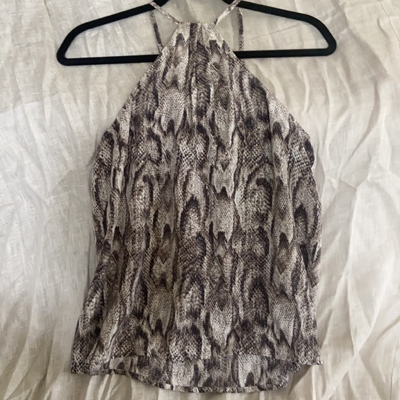 JOIE- Silk, animal print sleeveless blouse. - Picture 5 of 5